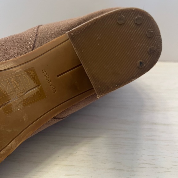 Dolce Vita Ankle Boot Bootie Size 8 Taupe Beige Suede Slip On Mid Heel 2.5. - Picture 10 of 14